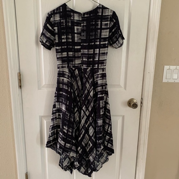Anthropologie Corey Lynn Calter Painted Plaid Handkerchief Hem Dress EUC Size 4 - Picture 7 of 9